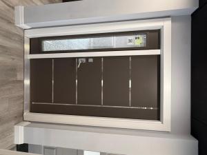 showroom 10