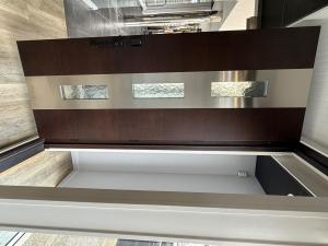 showroom 5